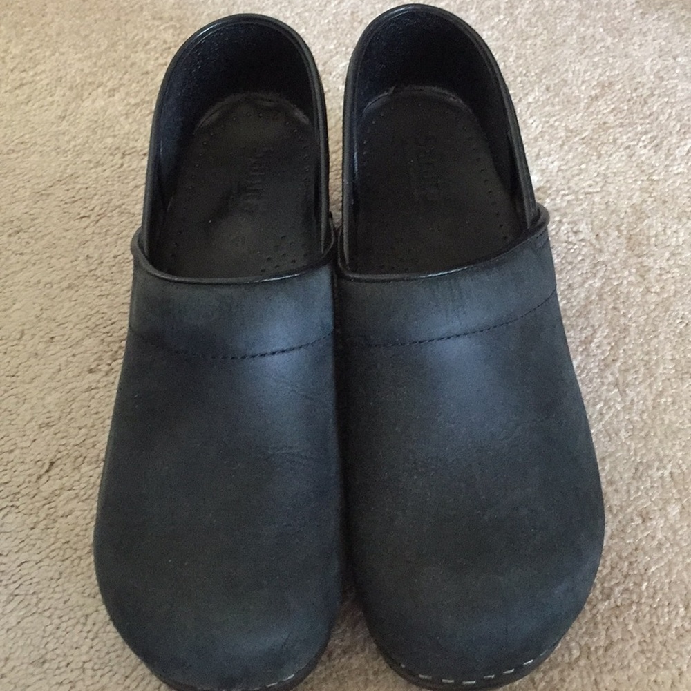 Sanita clogs
